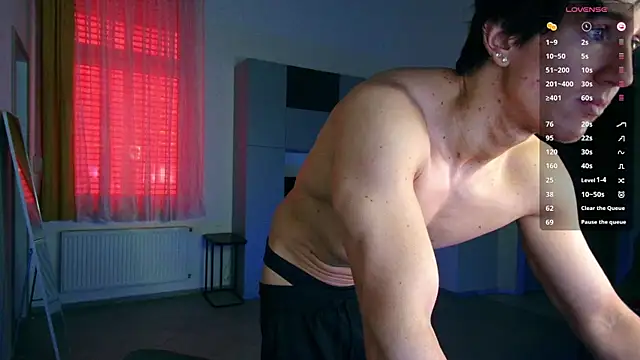 ChristianLevine_ 在線直播表演