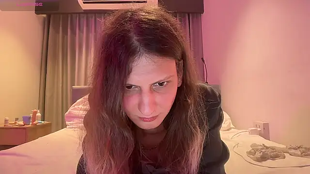 AlicePinkhead: απευθείας συνομιλία ΧΧΧ