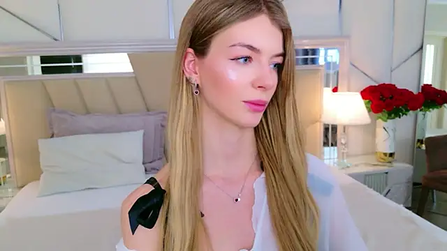 MeganMour's Live XXX Chat