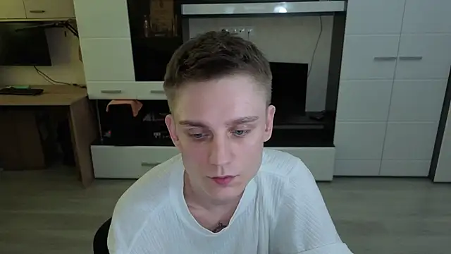 angryzan webkamerás műsora