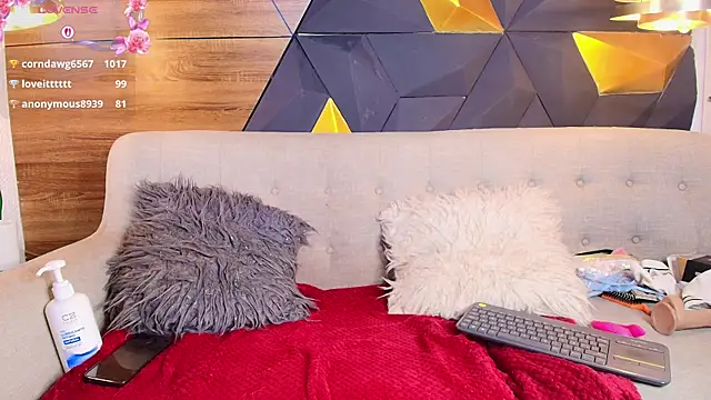 ly_luluのライブXXXチャット