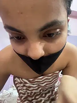 Sandhya_77 Webcam show