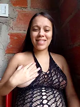 lachiki_plus webkamerás műsora