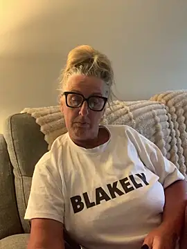 Mrsmoggy's Live XXX Chat