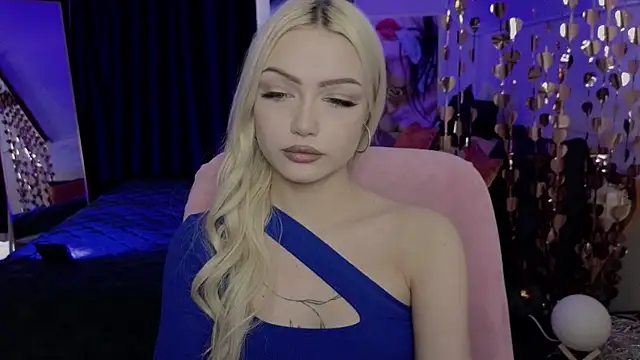 LinaLirianのライブXXXチャット