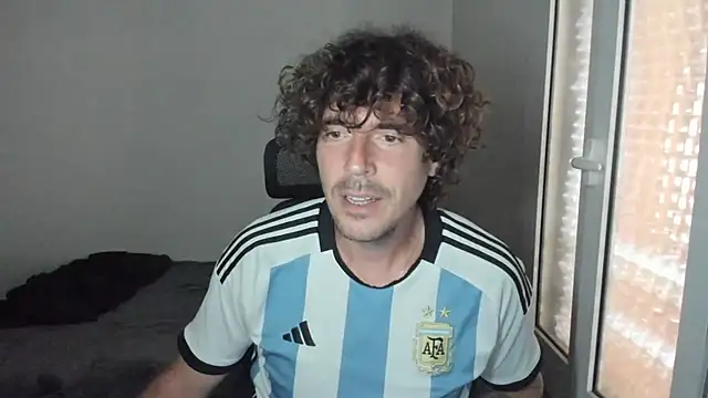 Онлайн чат XXX joaquin420_hot