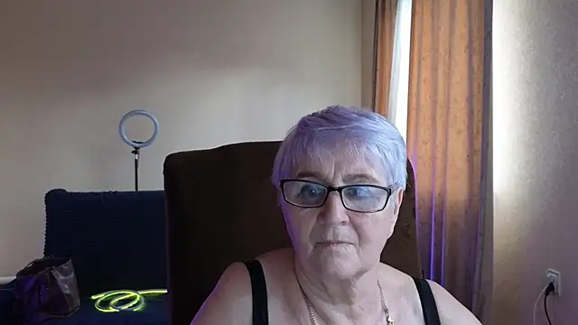 Sandra_Snowflake Live XXX-Chat