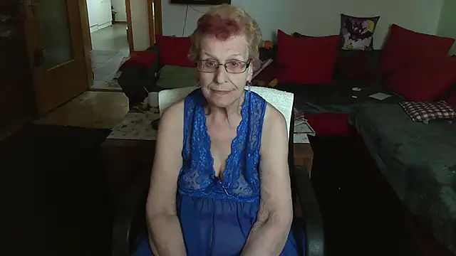 HeisseomaOriginal live XXX chat