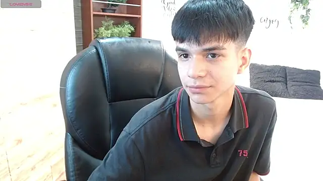 Онлайн чат XXX maxim_rod