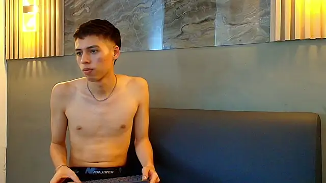 KENNY_HANK Chat XXX in diretta