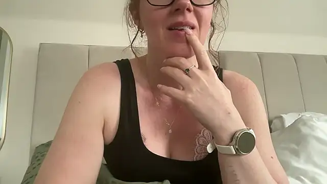 redheadrosie69 লাইভ XXX চ্যাট