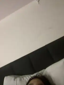 Show de pudizinhaa na webcam