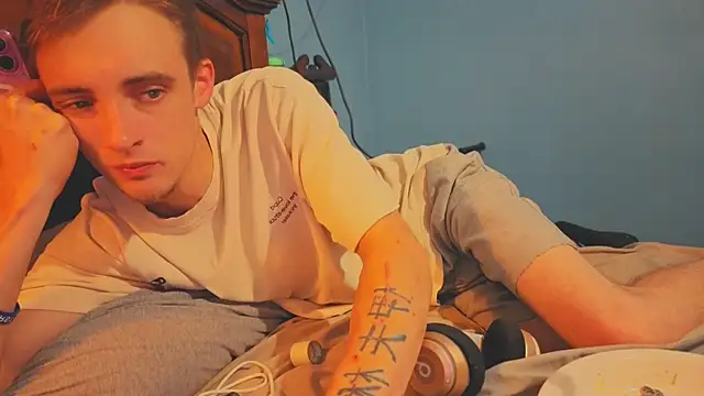 Ilovepussy1911 – Kamerová šou