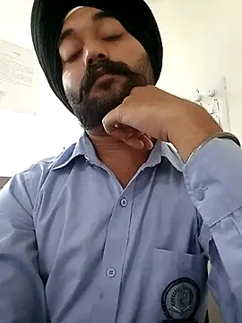 Show modela Parm_randhawa na web-kameri