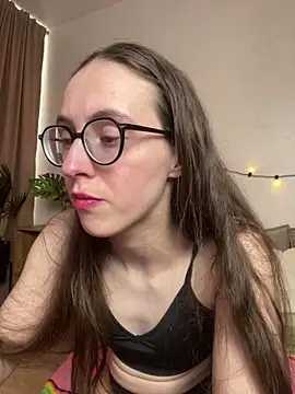 MartiniiSelenna's Live XXX Chat