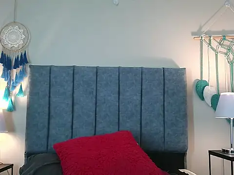 NatalyGuzman26's Live XXX Chat