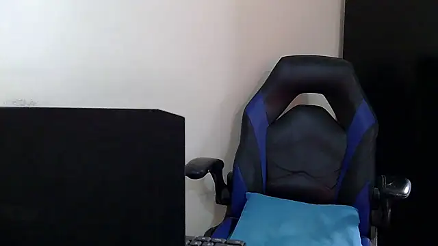 Darkkras Adlı Modelin Canlı XXX Sohbeti