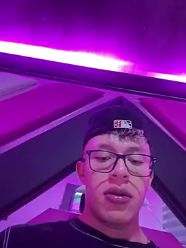 NicoKnight Webcam Show