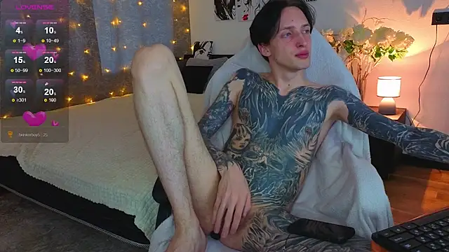 XXX chat uživo modela Martin_Jin