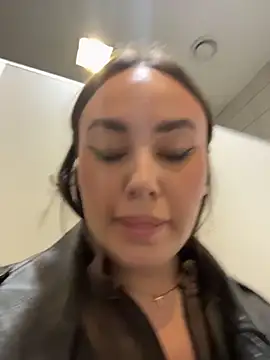 Chat XXX Live KiraSunshine