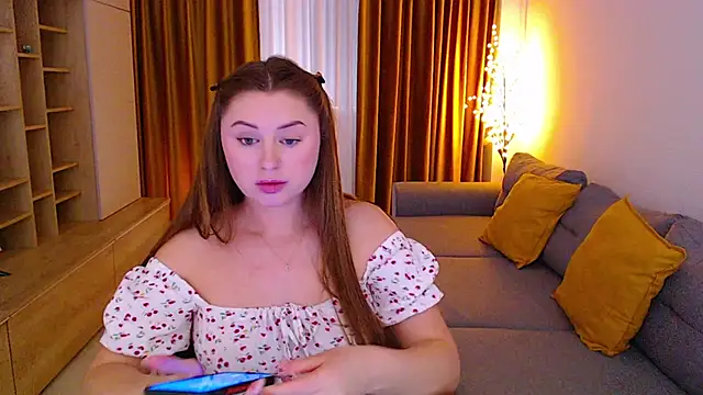 mia_bloomy 现场XXX聊天