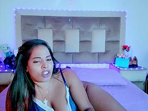 indiantopaz694u: διαδικτυακό σόου στην κάμερα