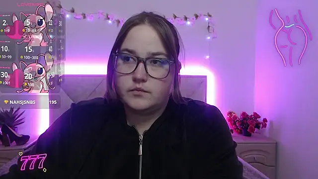 Онлайн чат XXX XX_Daniella_XX