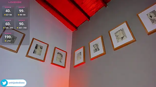 Ackerman_Eren_ Show in webcam