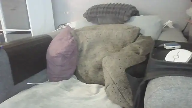 Pokazy przed kamerką – Naturistmale45