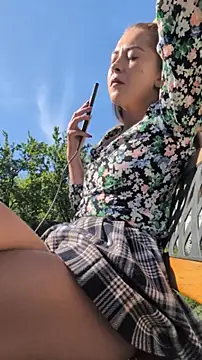 Risky_girl23_ 网络视讯表演