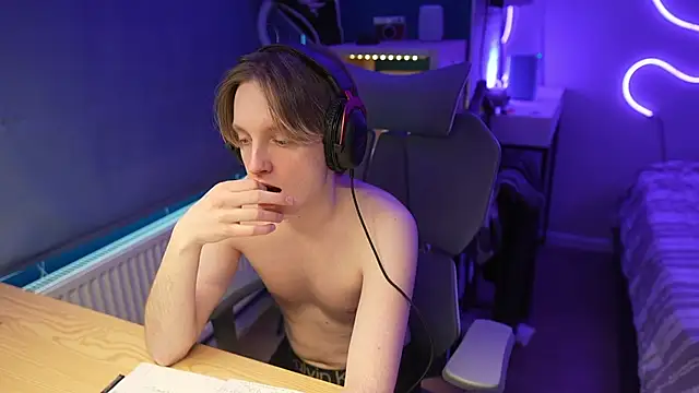 Webkamerová show Alexycutie