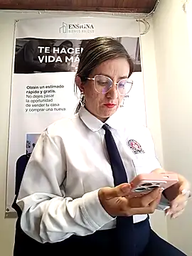 Pokazy przed kamerką – Valentina--1