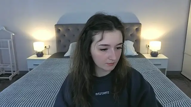 Онлайн чат XXX CyrenaLuxe