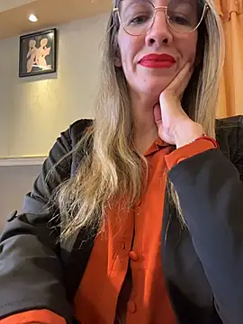 Gatitacarlita Webcamshow