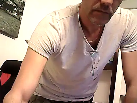 mastercharisma35 Show Webcam