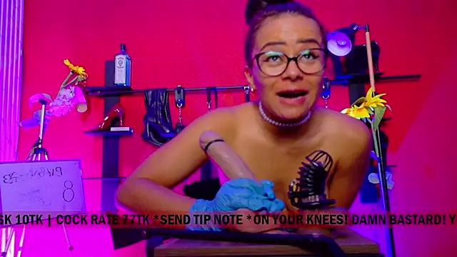 MistressSlut1 Webcam-Show