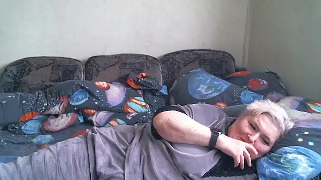 Lana555: онлайн-секс-чат