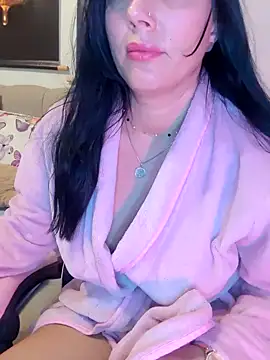 ReiyaRey Webcam-Show