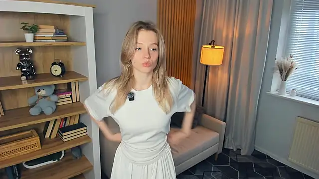 ShizueGattison Webcam Show