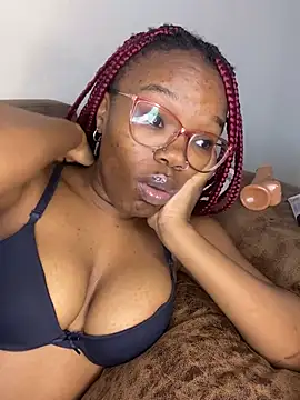 YummyMelanin117's Live XXX Chat