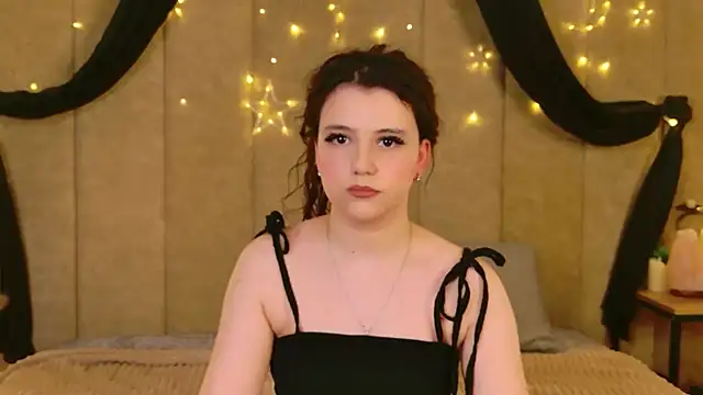 Pauline_Heaven 现场XXX聊天