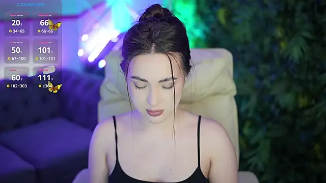 Webkamerová show OliviaMoore_