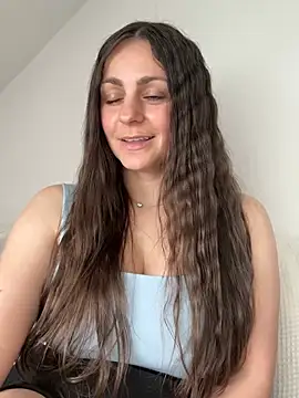 Loella-Rose Adlı Modelin Web Kamerası Şovu