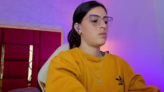 Chat +18 de moon_winy ao vivo