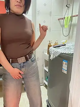 luckybaby666999のウェブカメラショー