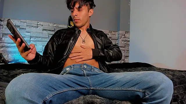 x_harold_x Webcam Show