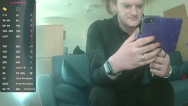 Mafeetbabe webkamerás műsora