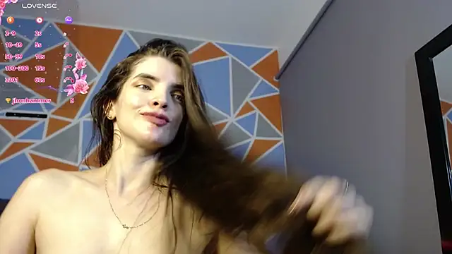 Alahia_skyy élő XXX-chatje