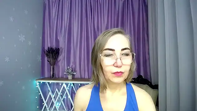 Živý XXX chat queen_a_n_i