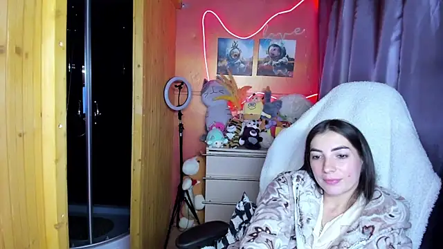 Fiery_Brunette_ Live XXX-Chat